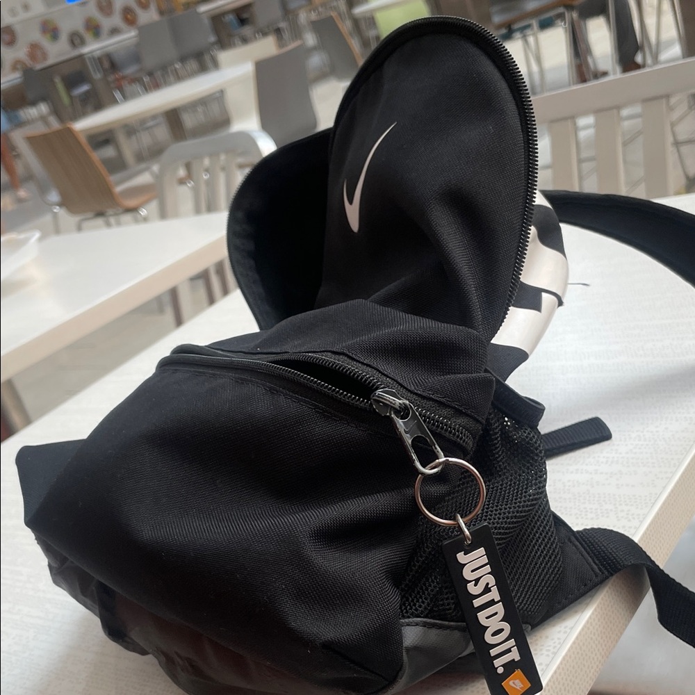 Nike Black Backpack with Just Do It Keychain